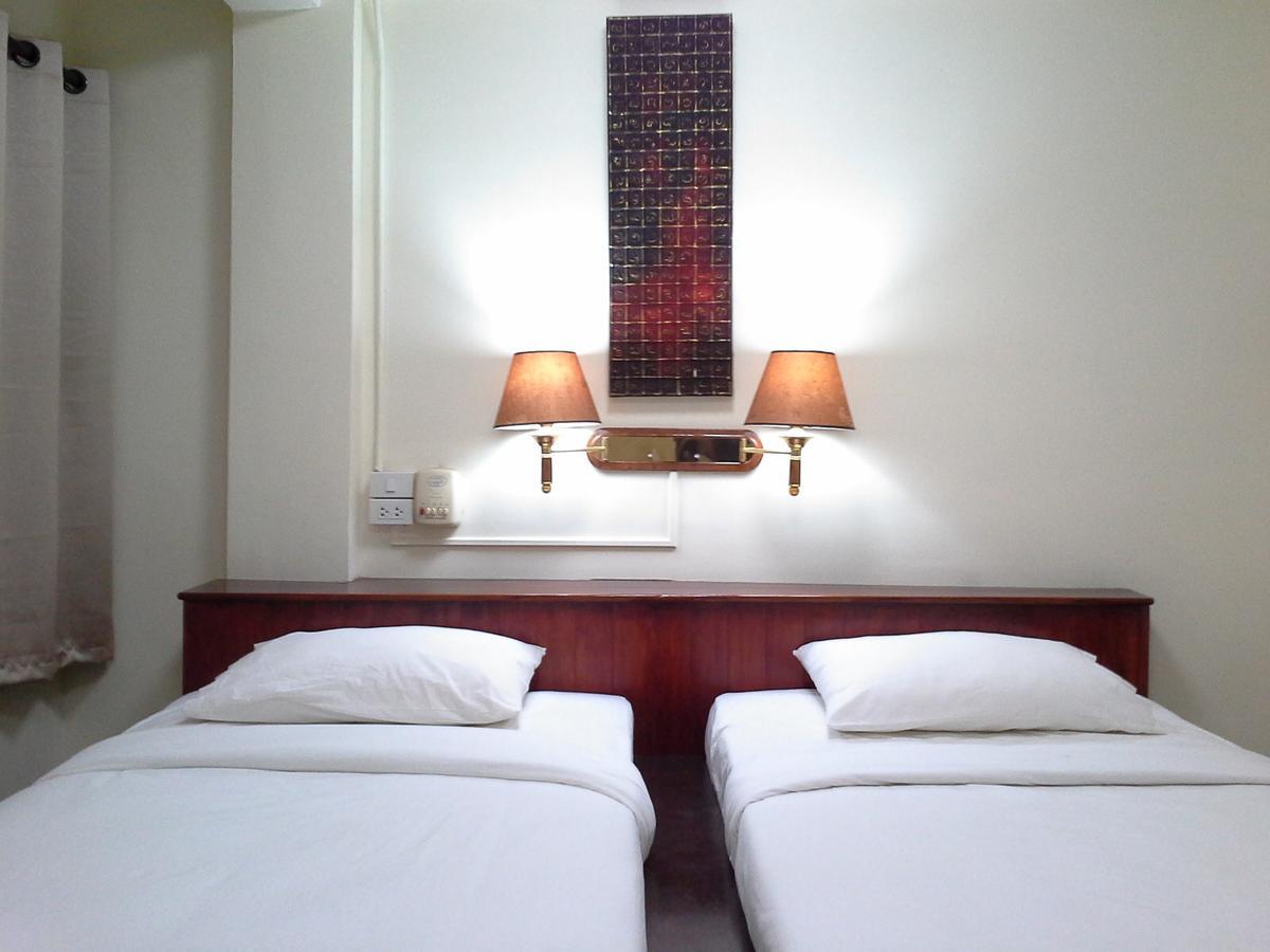 Bc Guesthouse Banglamphu Bangkok Exterior foto